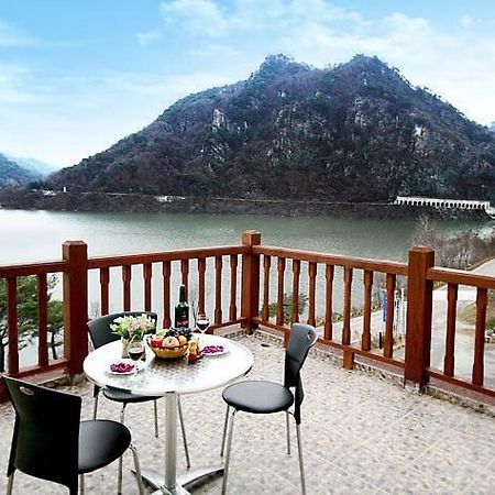 Lahoya Pension Chuncheon Exterior photo